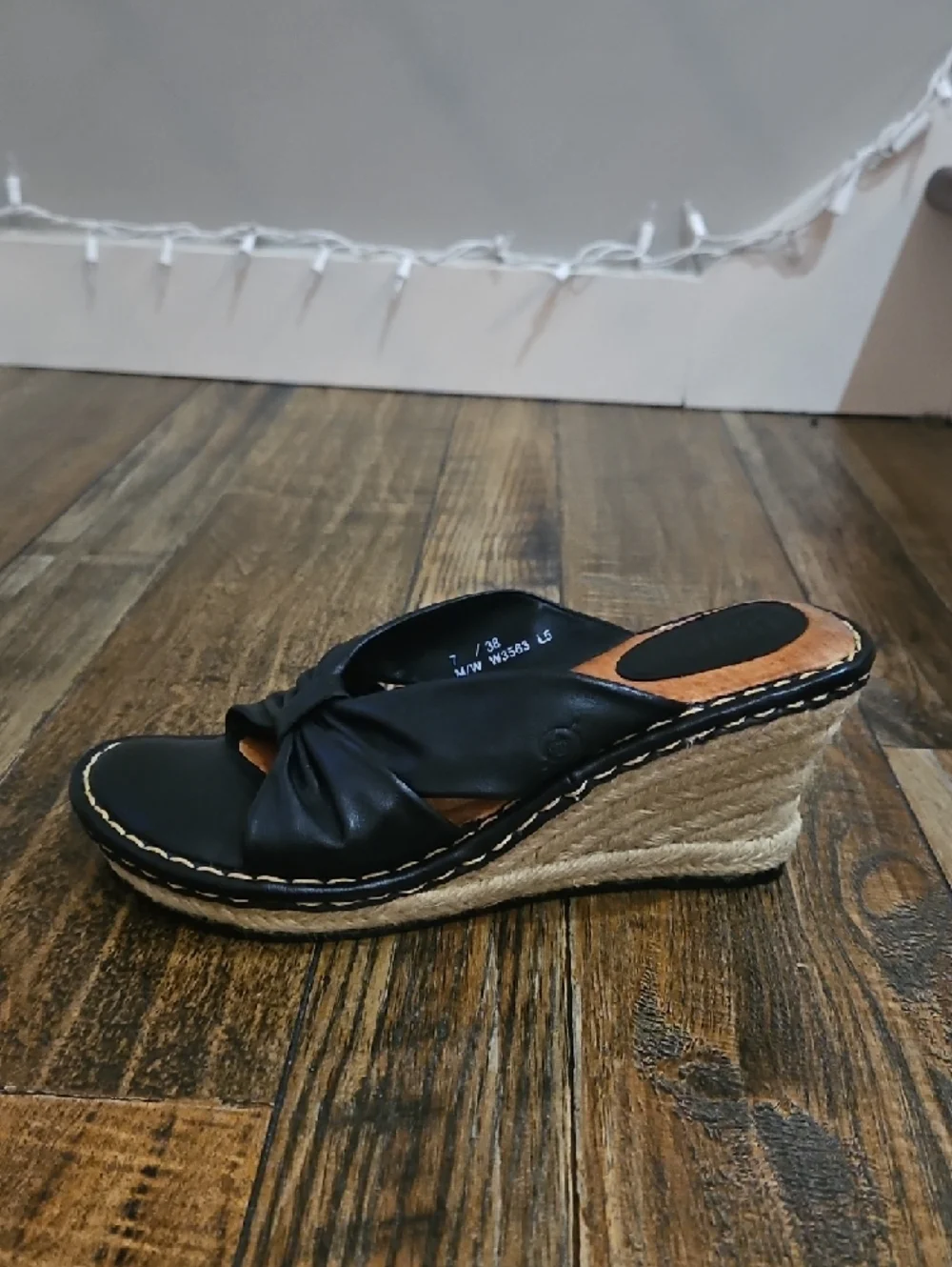 Born Black Leather Knot Wedge Sandals‎